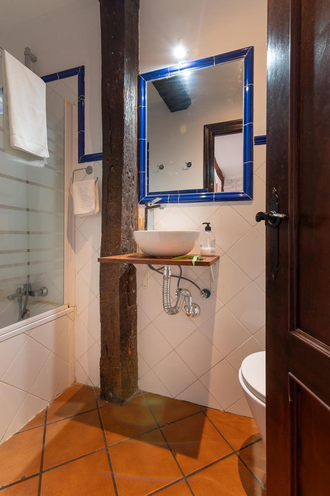 Apartamento En El Corazon De La Ciudad Junto A Las Estaciones Santander Buitenkant foto