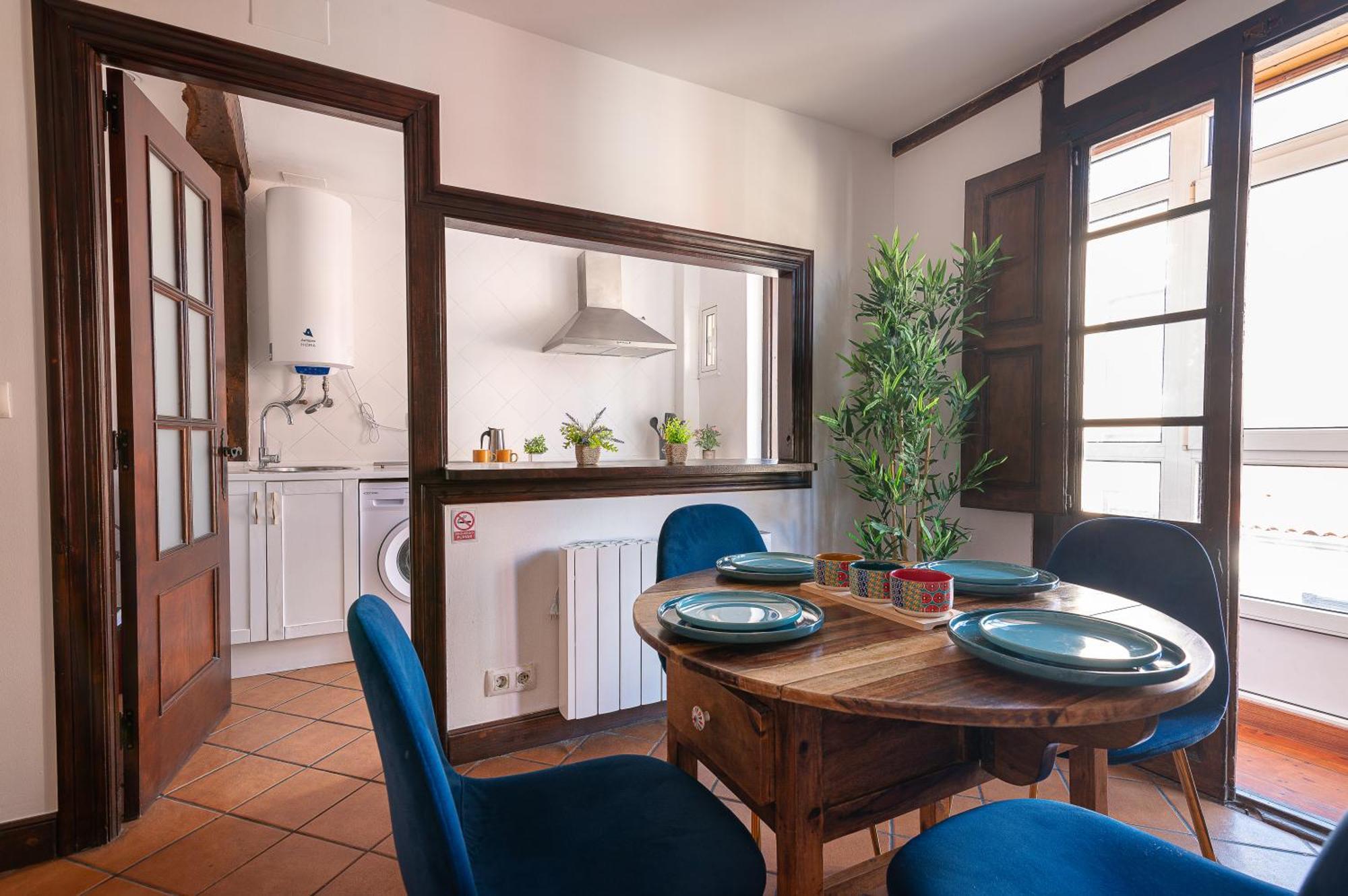 Apartamento En El Corazon De La Ciudad Junto A Las Estaciones Santander Buitenkant foto